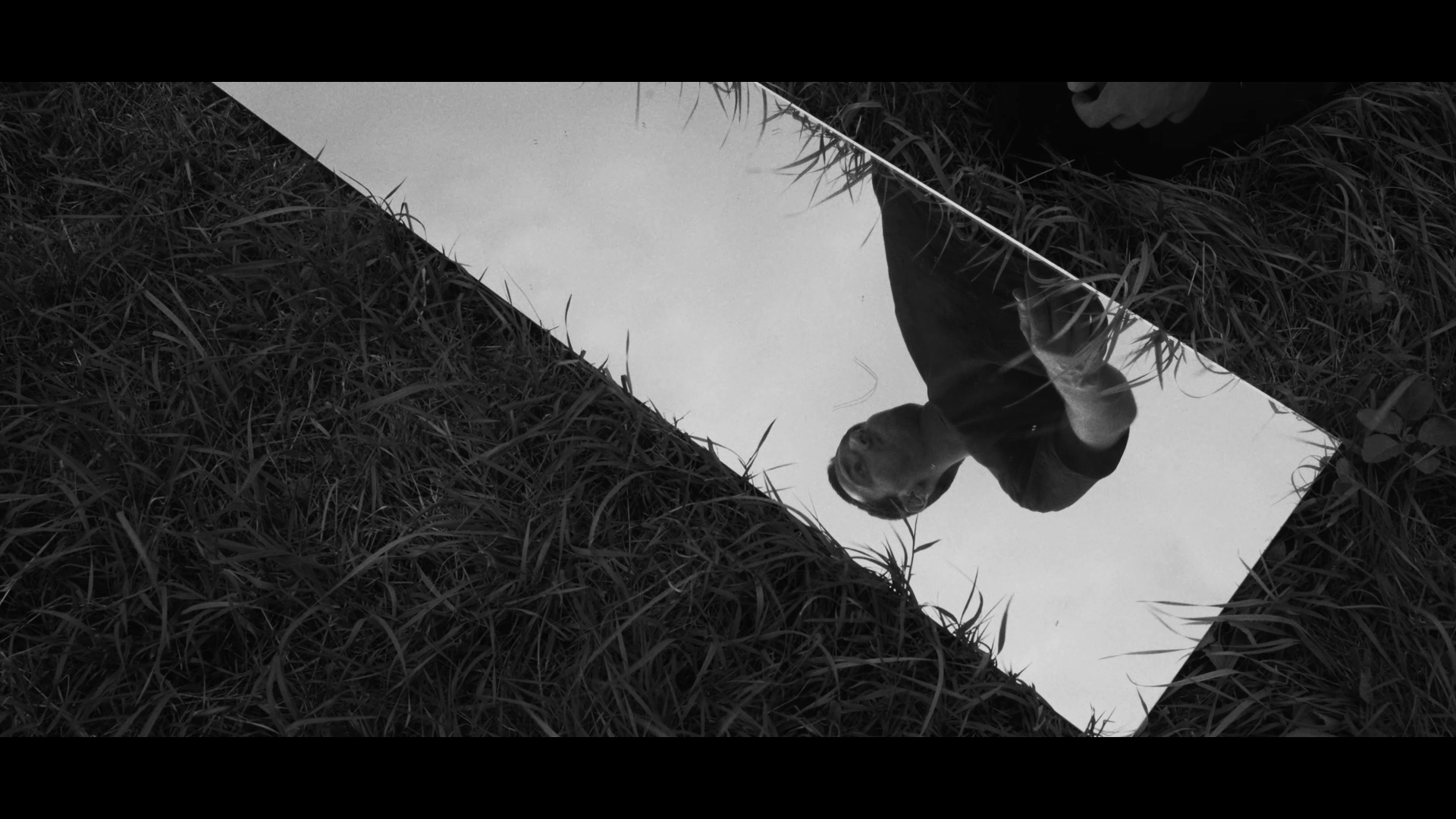 Film still from Faramarzi’s work.