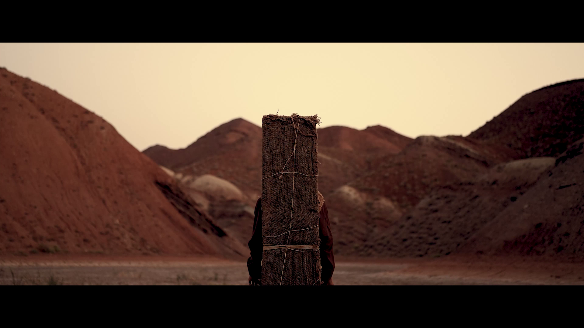 Film still from Faramarzi’s work.