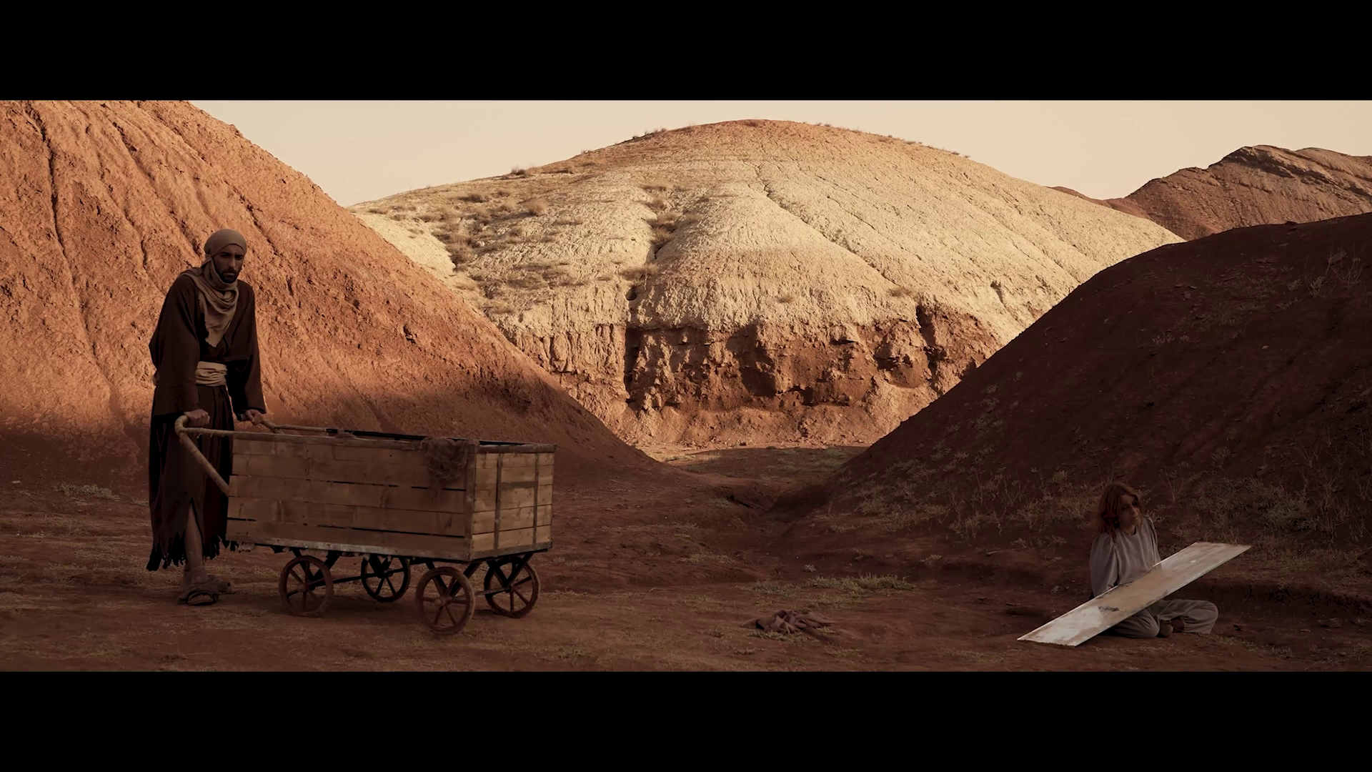 Film still from Faramarzi’s work.