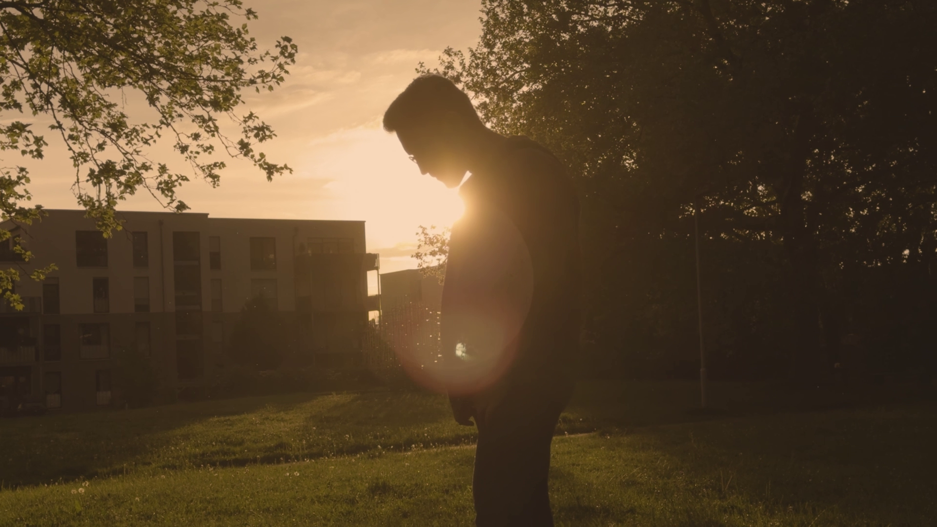 Film still from Faramarzi’s work.